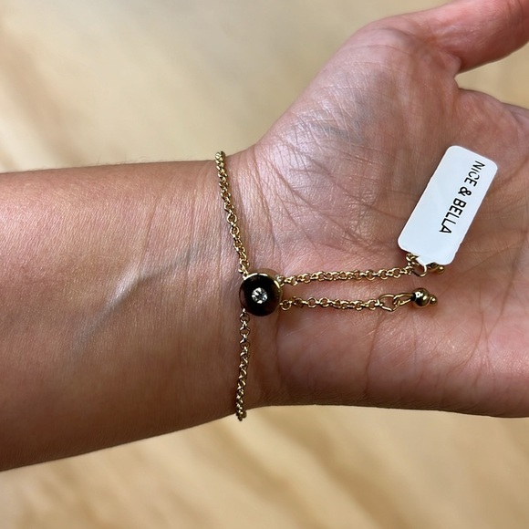 18K Gold Plated Adjustable Cross Eye Bracelet - Picture 3 of 6